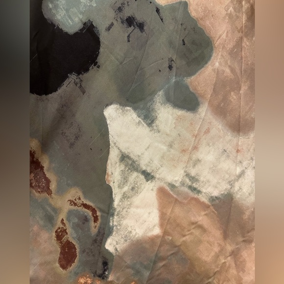 Beaufille Crepe de Cheine abstract skirt size 2 - Picture 12 of 15